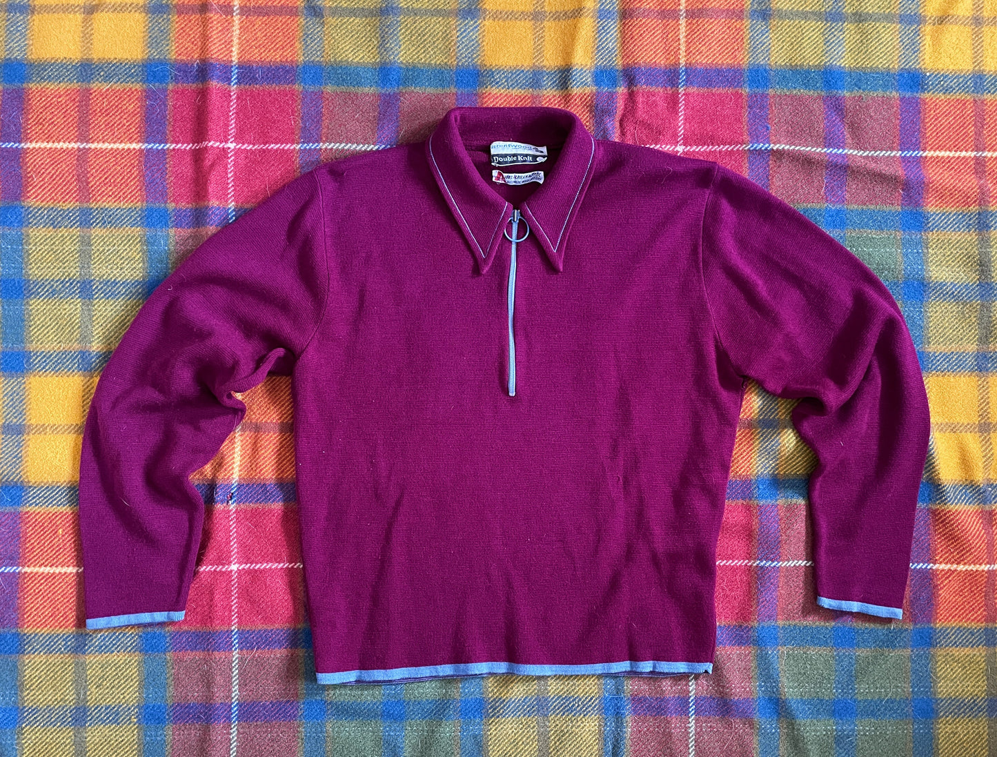 1960s Fuchsia O-Ring Knit Half Zip Pullover Sweater Large/XLarge